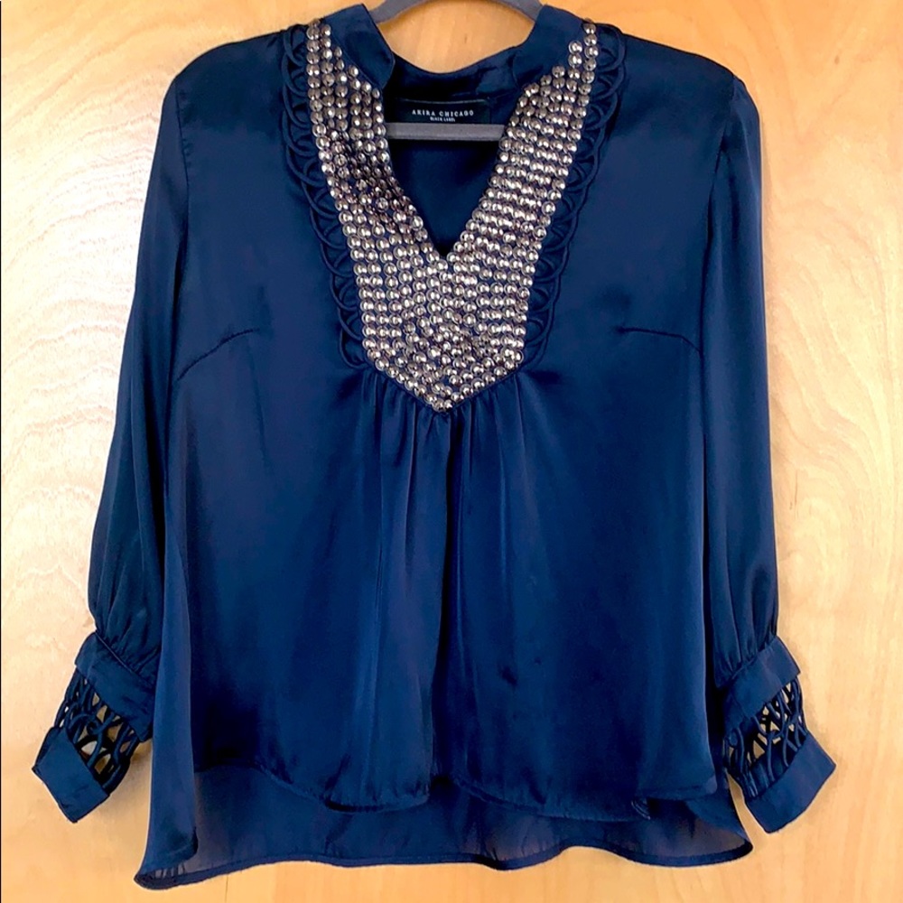 Statement top